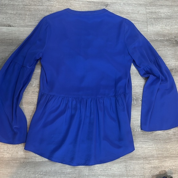 Lilly Pulitzer Brilliant Blue Milan Blouse Size X Small - Picture 6 of 7